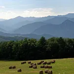 Lo Boix: And Le Canigou *