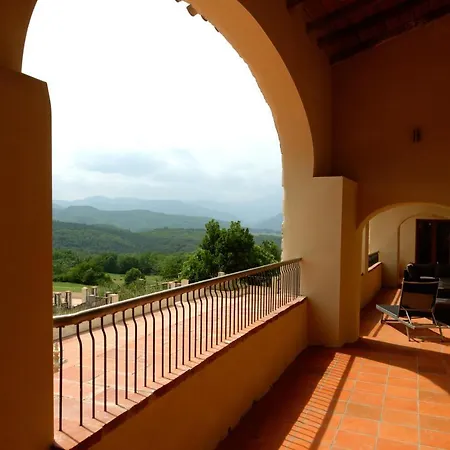 Lo Boix: And Le Canigou Saint-Laurent-de-Cerdans