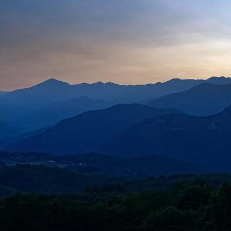 Lo Boix: And Le Canigou Villa Saint-Laurent-de-Cerdans
